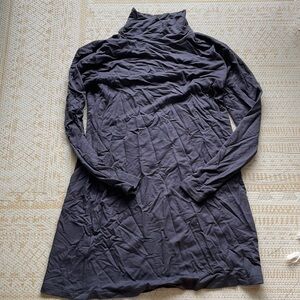 Like New Loft Gray Turtleneck